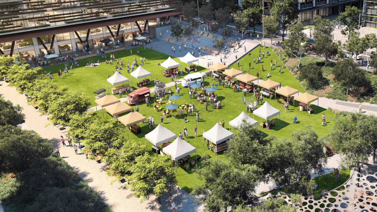 Macquaire Sqaure outside area