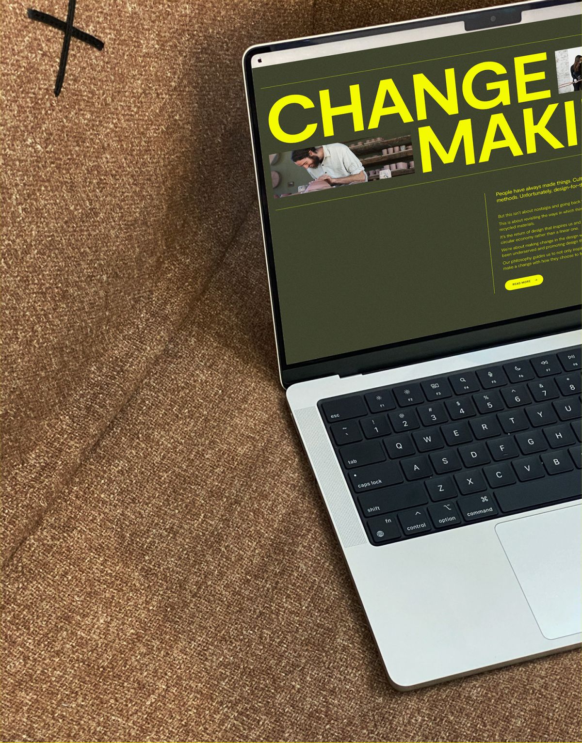 Laptop with Koskela website