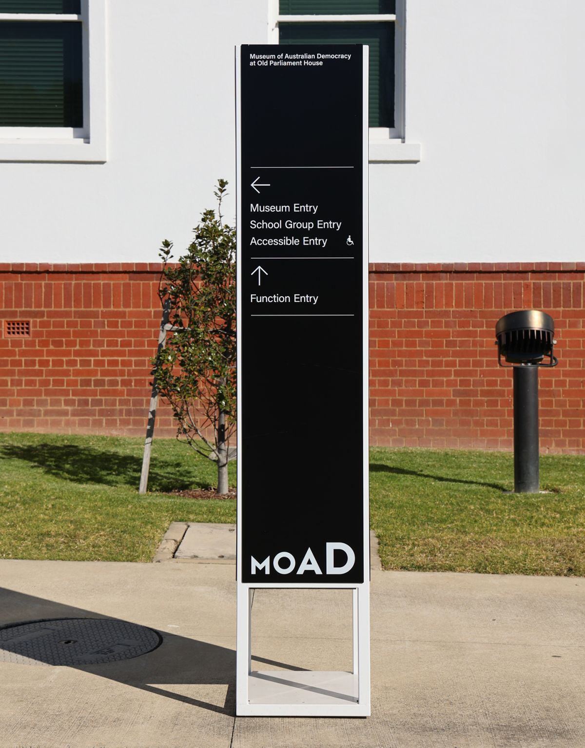 MoAD outdoor wayfinding sign