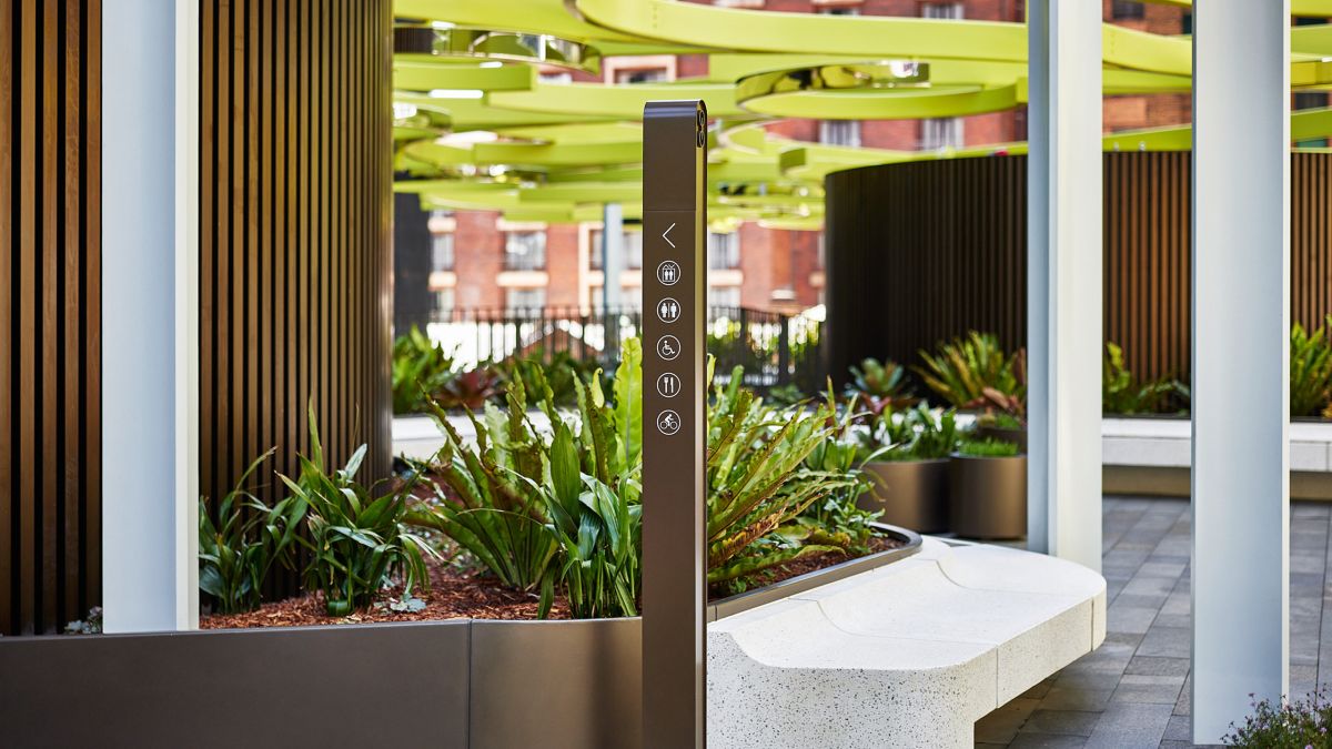Wayfinding system at Quay Quarter